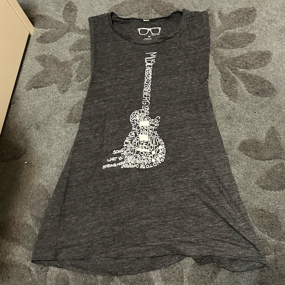 Lindsay Ell concert shirt